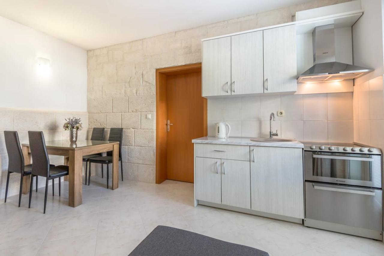 Apartmani Šulenta Tučepi Exterior foto